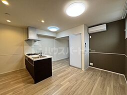 東武伊勢崎線 西新井駅 徒歩6分の賃貸マンション 2階1LDKのリビング/ダイニング