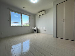 エルプレシア中の島 301 3階1Kのリビング/ダイニング