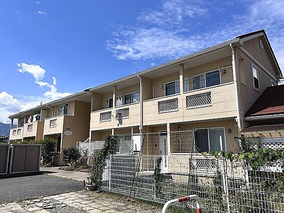 メゾンアプリコット_外観_2