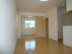 ベルピアッツァA 101 1階1LDKのリビング/ダイニング