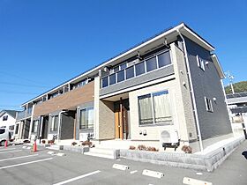 C・C（センター・コート）  ｜ 長野県岡谷市長地梨久保１丁目（賃貸アパート1LDK・1階・47.66㎡） その1