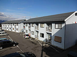 ジュネ・アピア