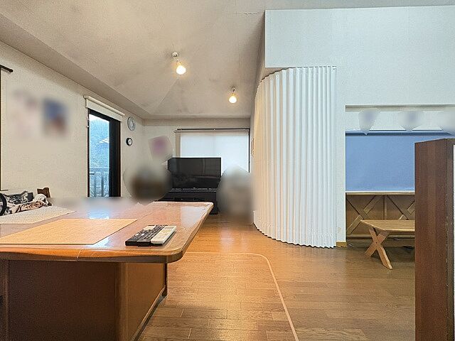 リビング/ダイニング 八王子市打越町