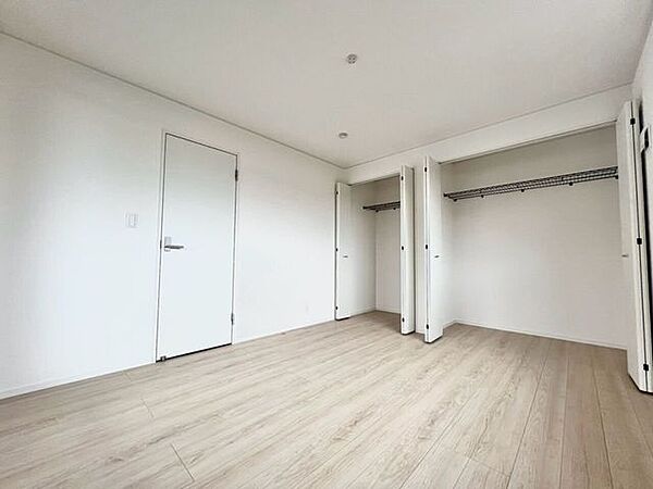 洋室を拡大表示