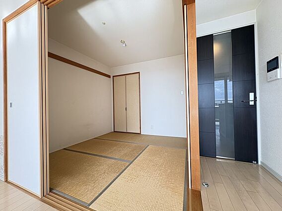 リビングに隣接...