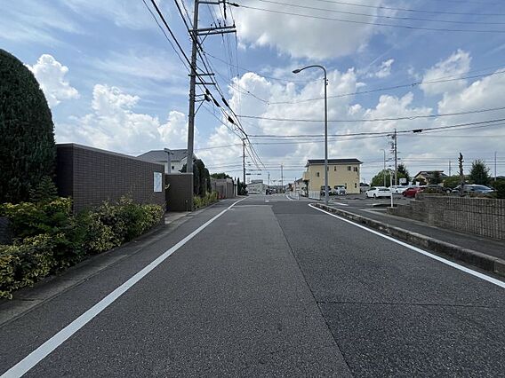 子どもたちもの...