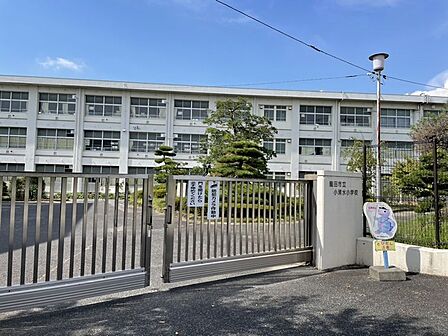 小清水小学校まで 1033m 徒歩約13分●周辺は市街地ながら、田畑の広がる長閑な環境です。
