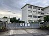 周辺：衣丘小学校まで　750m　徒歩約10分●153号線へのアクセスが良く、名鉄バス「八迫山」停が徒歩4分の所にあり来訪の際に大変便利です。