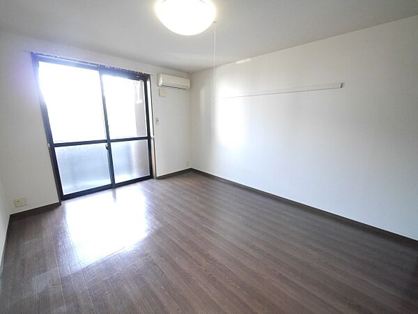 apartment 茨城県北茨城市中郷町小野矢指
中郷町小野矢指の賃貸情報を見る
物件地図