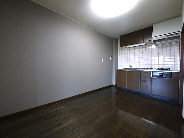 apartment 茨城県日立市日高町
地図を見る