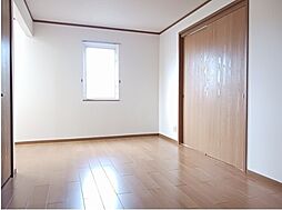 エルウッド B 101号室 1階2LDKのリビング/ダイニング