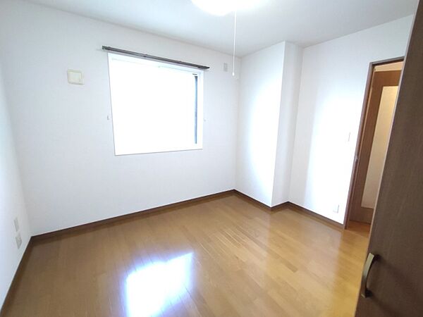 apartment 茨城県北茨城市磯原町磯原
磯原町磯原の賃貸情報を見る
物件地図