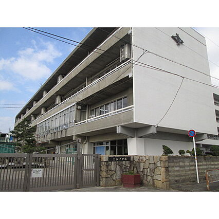 マーベリ・フィールドB_周辺_1