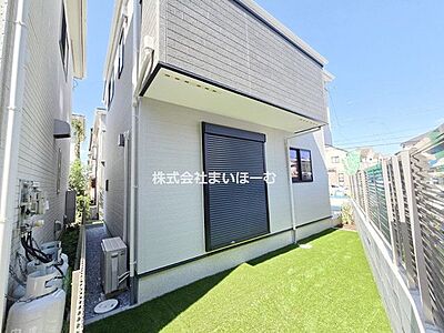 外観:【外観】オープンハウス開催。川口市江戸袋1-15-21付近。陽当たり良好な好立地にカースペース2台のゆとりが魅力な全3棟です♪ 外観:【外観】オープンハウス開催。川口市江戸袋1-15-21付近。陽当たり良好な好立地にカースペース2台のゆとりが魅力な全3棟です♪