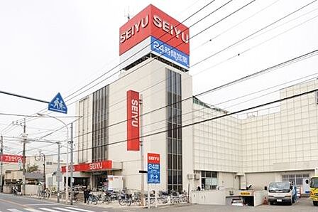 西友鳩ヶ谷店 徒歩6分。 450m