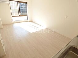 タウンコート旭町 1階2LDKのリビング/ダイニング