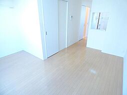 パトリア千葉 2階ワンルームのリビング/ダイニング