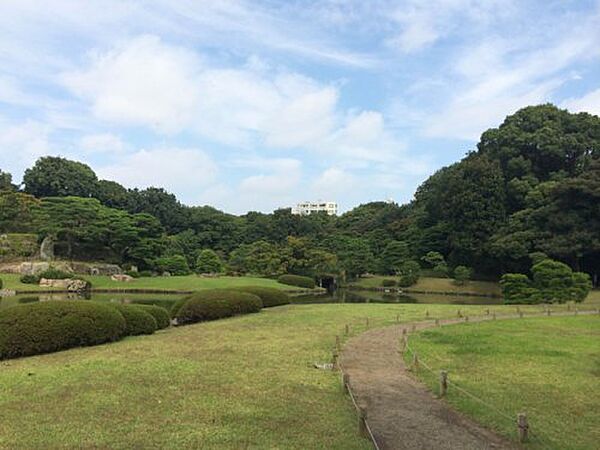 画像23:【公園】六義園まで842ｍ