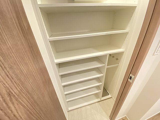 収納