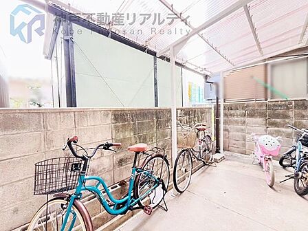 駐輪場付で、通勤・通学・お買い物など自転車をご利用いただけます。