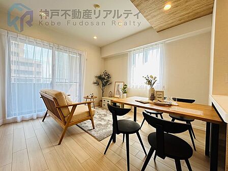 ※家具・小物はディスプレイ用となります