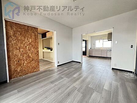 ・お好きな内装にリフォームもおすすめ♪ご相談承ります！※画像加工済み。家具消し写真です。