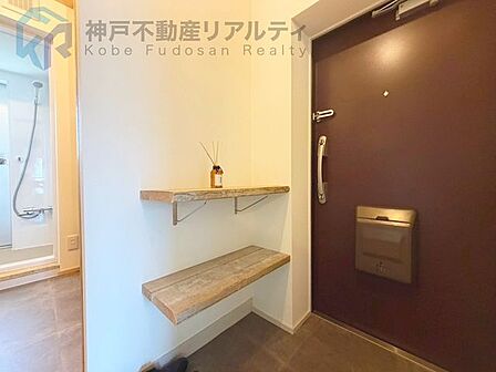 スーパー徒歩8分♪毎日のお買い物にも助かります♪