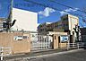 周辺：神戸市立御蔵小学校 徒歩8分。 610m