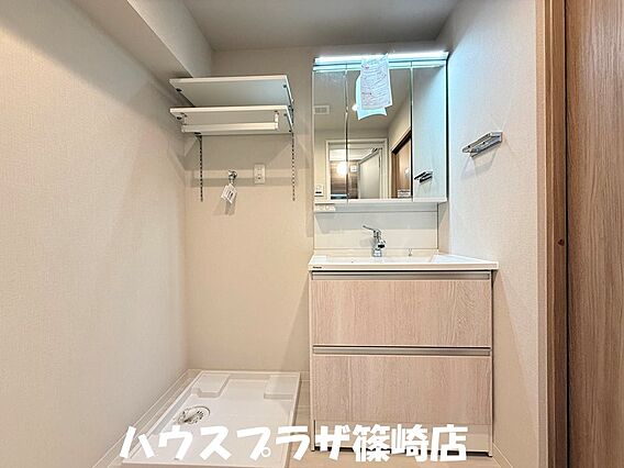 脱衣洗面所スペ...