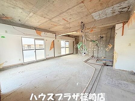 新規内装リフォーム中です。R8年8月撮影