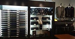 エフワン神田店 徒歩5分。 370m