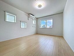 コリーヌ駒場池尻 301 3階2LDKのリビング/ダイニング