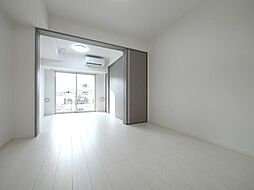 プレミアムキューブ池袋本町 504 5階1DKのリビング/ダイニング