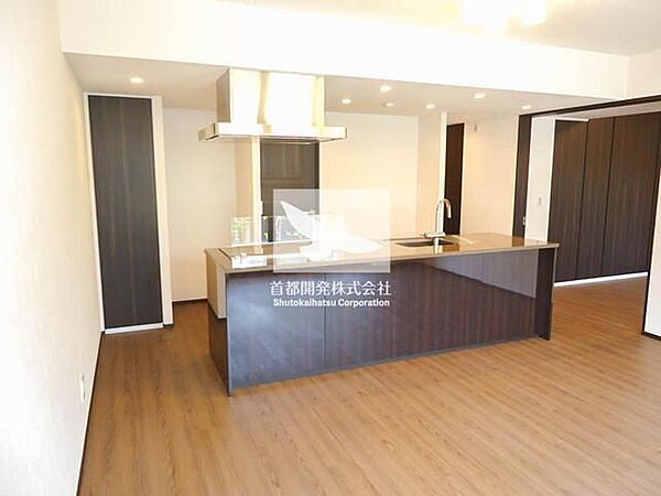キッチンを拡大表示