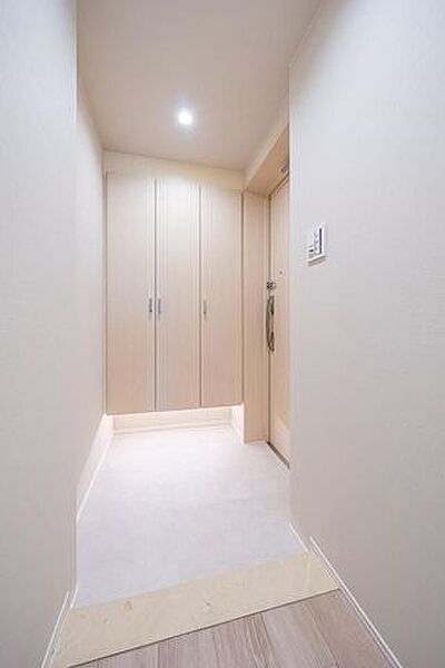 玄関を拡大表示