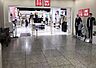 周辺：ユニクロ五反田TOC店 徒歩12分。 910m