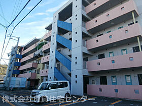 リーゼンラート三葛  ｜ 和歌山県和歌山市三葛（賃貸マンション1K・1階・30.22㎡） その1