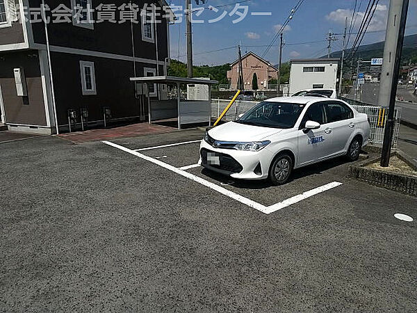 画像27:駐車場