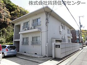 クラウンハイツ東高松  ｜ 和歌山県和歌山市東高松4丁目（賃貸マンション3LDK・1階・81.80㎡） その1