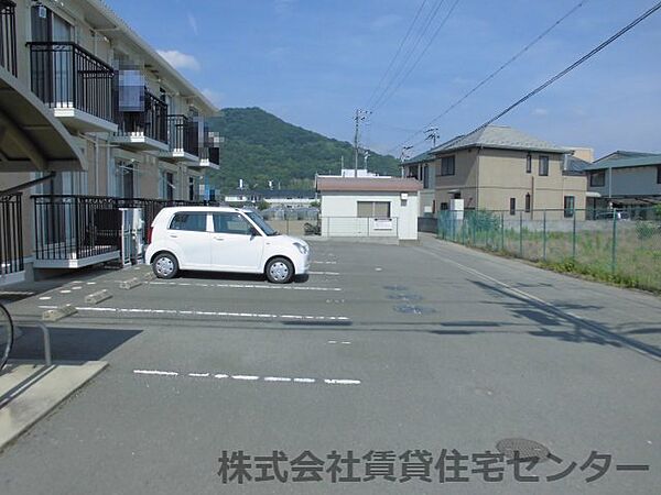 画像26:駐車場