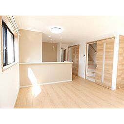 クラージュ大宮V期　F棟 1