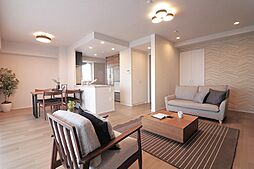 リビング/ダイニングの画像