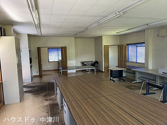 2F事業スペー...