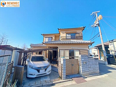 外観：【現地外観写真】◆2階建て！6ＤＫの住まいです◆駐車スペース1台分◆閑静な住宅地◆たっぷりの陽光と風が舞い込む住まい◆お気軽にお問い合わせください♪