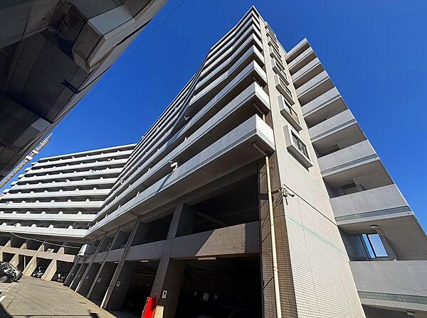 ロイヤルステージ本千葉
