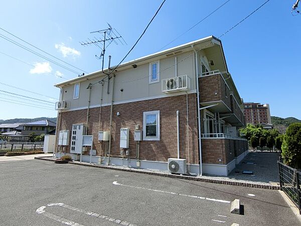 プラージュベル 201｜鳥取県境港市明治町(賃貸アパート1LDK・2階・42.37㎡)の写真 その1