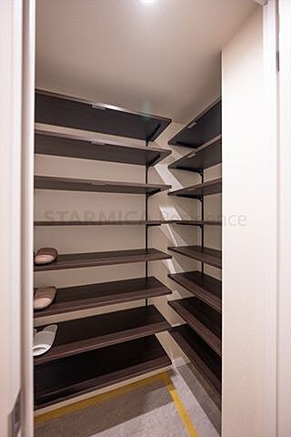 収納 ニューシティ東戸塚タワーズシティル・パルクシエル 11階/-