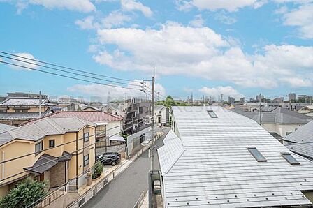 前面棟無なので陽当り良好です