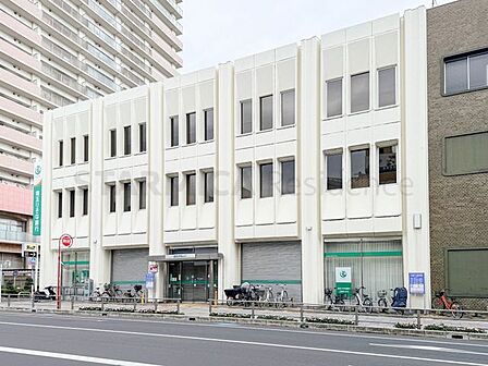 埼玉りそな銀行上尾西口支店 140m