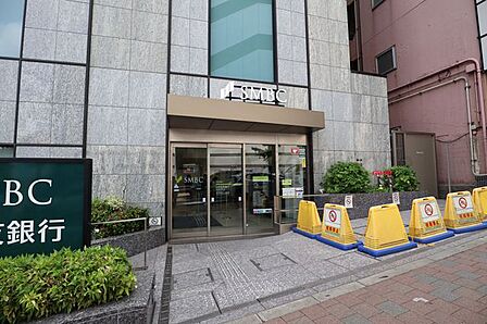 三井住友銀行高田馬場支店 680m
